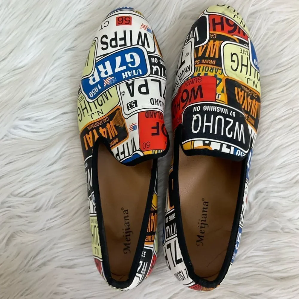 NEW Meijiana multi color License Plate Print Slip On Loaders 10